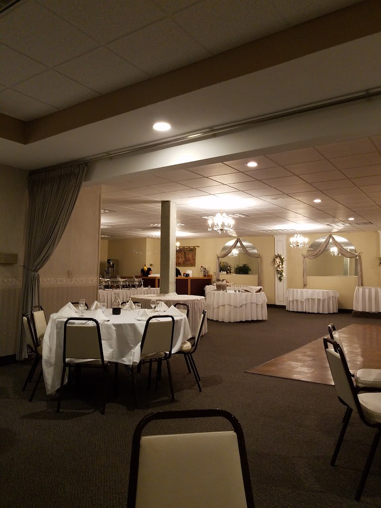 Enzo's Restaurant & Banquet 44483