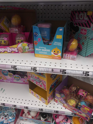 Variety Store «Five Below», reviews and photos, 300 Marketplace Blvd, Hamilton Township, NJ 08691, USA