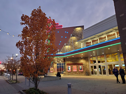 Shopping Mall «Grand Ridge Plaza», reviews and photos, 1451 Highlands Dr NE, Issaquah, WA 98029, USA