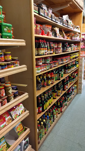 Asian Grocery Store «中西 Chinese American Mini Market», reviews and photos, 834 Park Ave, Cranston, RI 02910, USA