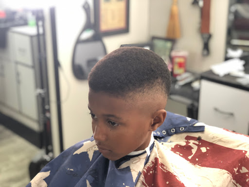 Barber Shop «X Quisite Cut Z Barbershop», reviews and photos, 7324 Kingsgate Way, West Chester Township, OH 45069, USA