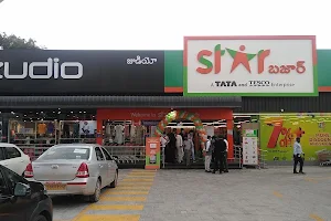 Star bazar shopping mall image