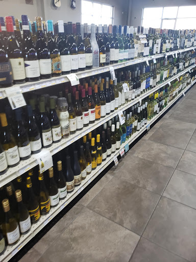 State Liquor Store «Springboro Wine & State Liquor», reviews and photos, 281 W Central Ave, Springboro, OH 45066, USA
