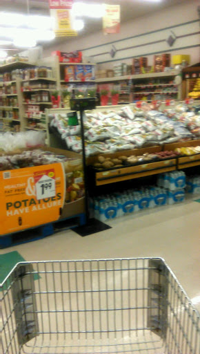 Supermarket «Foodland», reviews and photos, 701 Donner Ave, Monessen, PA 15062, USA
