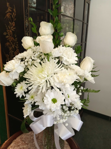 Florist «Rialto Florist», reviews and photos, 114 S Riverside Ave, Rialto, CA 92376, USA