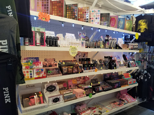 Department Store «Watsonville Discount Mall», reviews and photos, 347 Rodriguez St, Watsonville, CA 95076, USA