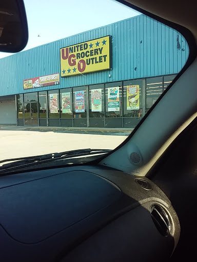Grocery Store «United Grocery Outlet», reviews and photos, 108 Lane Pkwy J, Shelbyville, TN 37160, USA