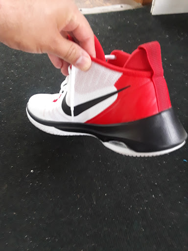 Sporting Goods Store «Nike Factory Store», reviews and photos, 20 City Blvd W #617, Orange, CA 92868, USA