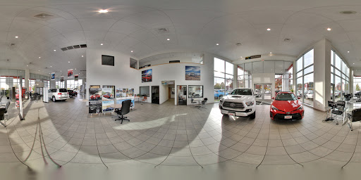 Toyota Dealer «Lithia Toyota of Springfield», reviews and photos, 163 S 9th St, Springfield, OR 97477, USA
