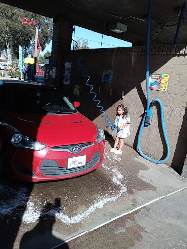 Cartoon Car Wash en Ramona