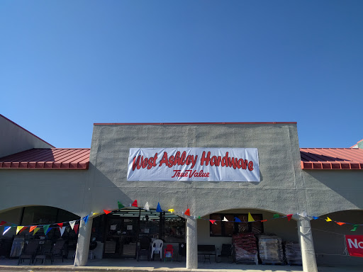 Home Improvement Store «West Ashley True Value», reviews and photos, 1119 Wappoo Rd, Charleston, SC 29407, USA