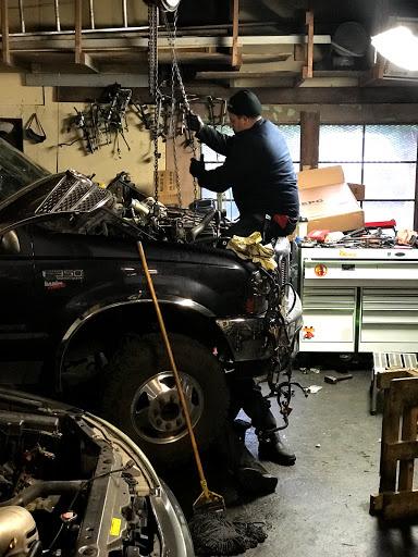 Auto Repair Shop «Mechanic Northwest», reviews and photos, 30402 Pacific Hwy S, Federal Way, WA 98003, USA