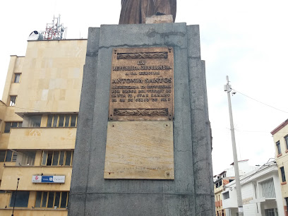 Monumento Antonia Santos Plata