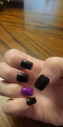 Sassy Nails and Pedicure - Photo 9 - Car repair in Camp Hill, PA, Harrisburg