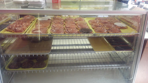 Donut Shop «Turner Donut Shop», reviews and photos, 902 9th Ave W, Bradenton, FL 34205, USA