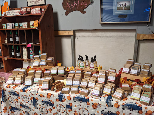 Barbecue Restaurant «Farm House Produce», reviews and photos, 4690 GA-52, Dahlonega, GA 30533, USA