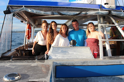 Harbourcat.com.au - Party Boat Hire Sydney | Hens Night | Bucks Party | Birthday Party Cruise
