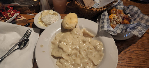 American Restaurant «Cracker Barrel Old Country Store», reviews and photos, 956 Schuylkill Mall, Frackville, PA 17931, USA