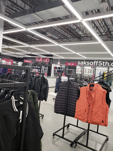 Department Store «Saks OFF 5TH», reviews and photos, 6502 Springfield Mall, Springfield, VA 22150, USA