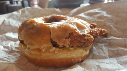 Donut Shop «Do-Rite Donuts & Coffee», reviews and photos, 50 W Randolph St, Chicago, IL 60601, USA