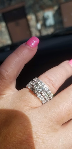 Shopping Mall «Oakdale Village Shopping Center», reviews and photos, 8301 3rd St N, St Paul, MN 55128, USA