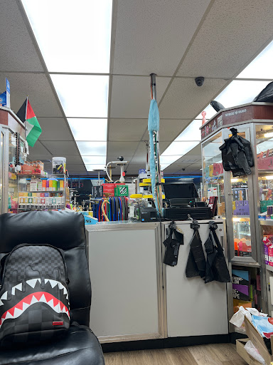 Tobacco Shop «World Smoke Shop», reviews and photos, 512 S Brookhurst St # 2, Anaheim, CA 92804, USA