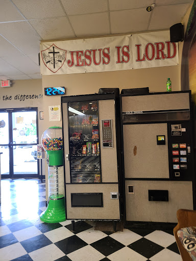 Barber Shop «Avon Barber Shop», reviews and photos, 8401 E US Hwy 36 E, Avon, IN 46123, USA