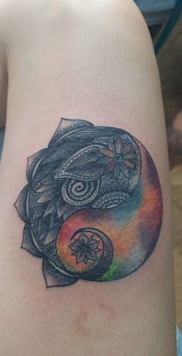 Tattoo Shop «Electric Art Studio», reviews and photos, 6808 N Dysart Rd #108, Glendale, AZ 85307, USA