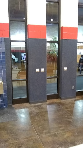 Recreation Center «Mustang Park Recreation Center», reviews and photos, 2223 Kinwest Pkwy, Irving, TX 75063, USA