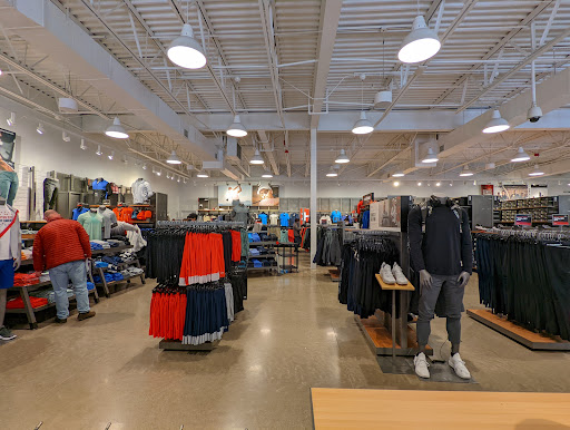 Clothing Store «Under Armour Factory House», reviews and photos, 400 South Wilson Road #500, Sunbury, OH 43074, USA