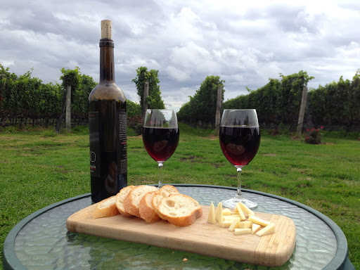 Winery «Roanoke Vineyards», reviews and photos, 3543 Sound Ave, Riverhead, NY 11901, USA