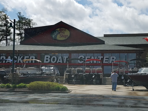 Sporting Goods Store «Bass Pro Shops», reviews and photos, 11550 Lakeridge Pkwy, Ashland, VA 23005, USA