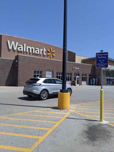 Department Store «Walmart Supercenter», reviews and photos, 1515 SE Marshall St, Boone, IA 50036, USA