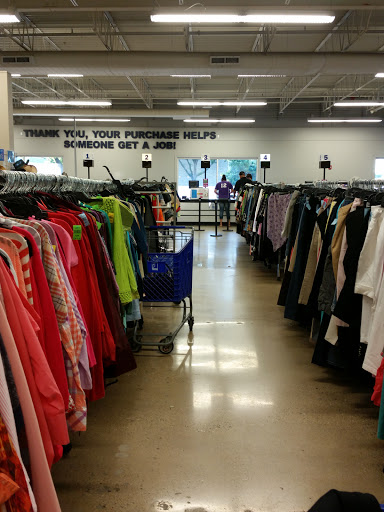 Thrift Store «Goodwill Store & Donation Center», reviews and photos, 1551 N Dryden Ave, Arlington Heights, IL 60004, USA