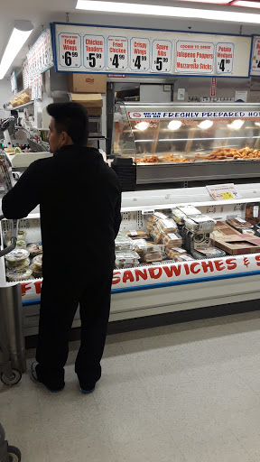 Grocery Store «ShopRite of Shippan Ave- Stamford, CT», reviews and photos, 200 Shippan Ave, Stamford, CT 06902, USA