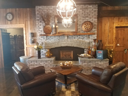 Hair Salon «Hair Company Etc Salon & Day Spa», reviews and photos, 196 S 2nd St, Coos Bay, OR 97420, USA