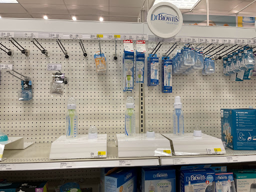 Department Store «Target», reviews and photos, 999 Corporate Dr, Westbury, NY 11590, USA