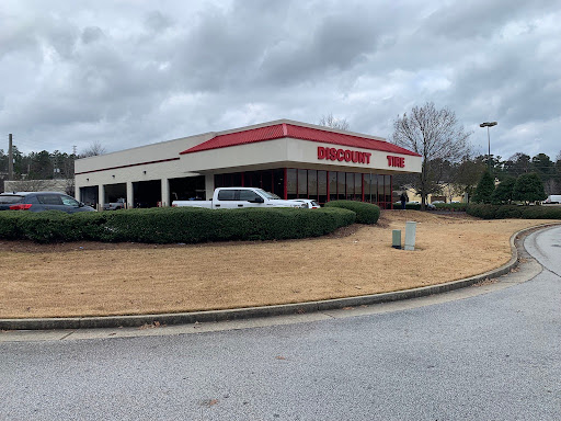 Tire Shop «Discount Tire Store - Douglasville, GA», reviews and photos, 6730 Douglas Blvd, Douglasville, GA 30135, USA