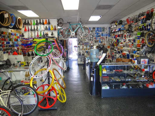 Used Bicycle Shop «Star Cycles Bike Shop», reviews and photos, 4465 Whittier Blvd, Los Angeles, CA 90022, USA