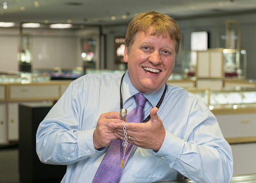 Diamond Dealer «CMI Jewelry Showroom», reviews and photos, 4630 Paragon Park Rd, Raleigh, NC 27616, USA