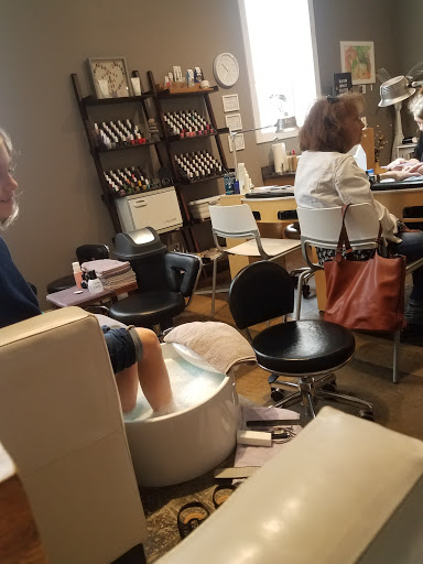Hair Salon «Jaspé Salon», reviews and photos, 312 E Wood St, Paris, TN 38242, USA