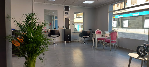 Nadya Hair & Salón de Beauty en Benitachell, Alicante