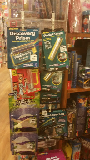 Toy Store «Crackerjacks Toys and Childrens Books», reviews and photos, 7 S Washington St, Easton, MD 21601, USA