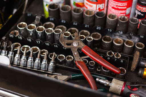 Auto Repair Shop «Hometown Garage», reviews and photos, 5 Cypress Dr, Burlington, MA 01803, USA