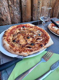 Pizza du Restaurant Les Jonquières à Le Muy - n°1