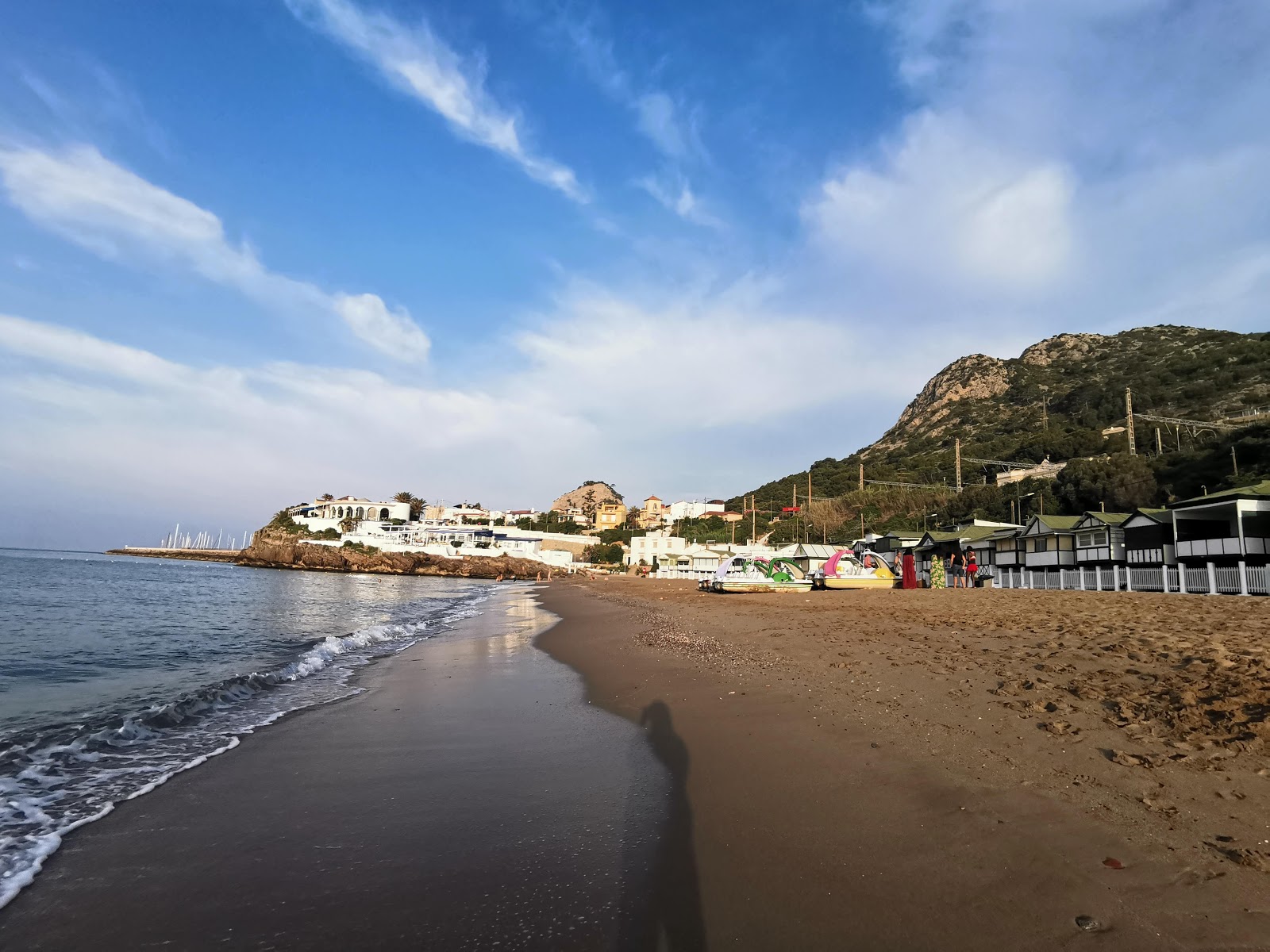 Photo of Garraf Beach with very clean level of cleanliness