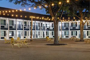 Atrea Inn | Hotel in Amarillo image
