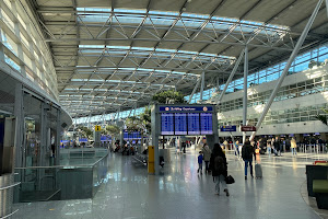 Düsseldorf International Airport image