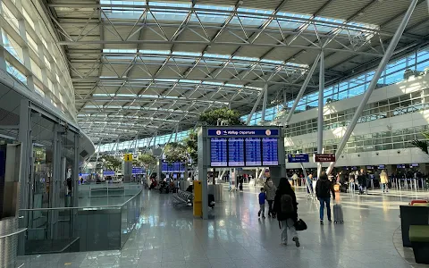 Düsseldorf Airport image