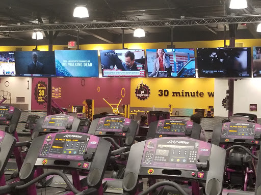 Gym «Planet Fitness», reviews and photos, 625 Cecil Ave, Delano, CA 93215, USA